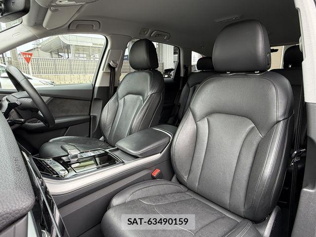 Audi Q7 2021-09 8827918-11