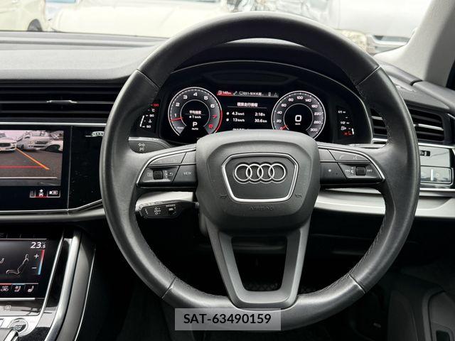 Audi Q7 2021-09 8827918-18
