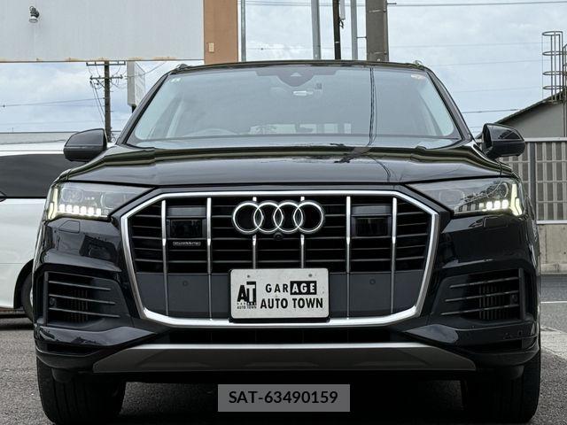 Audi Q7 2021-09 8827918-1