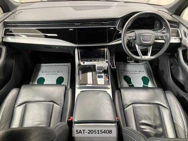Audi Q7 2021-09 8870459-25
