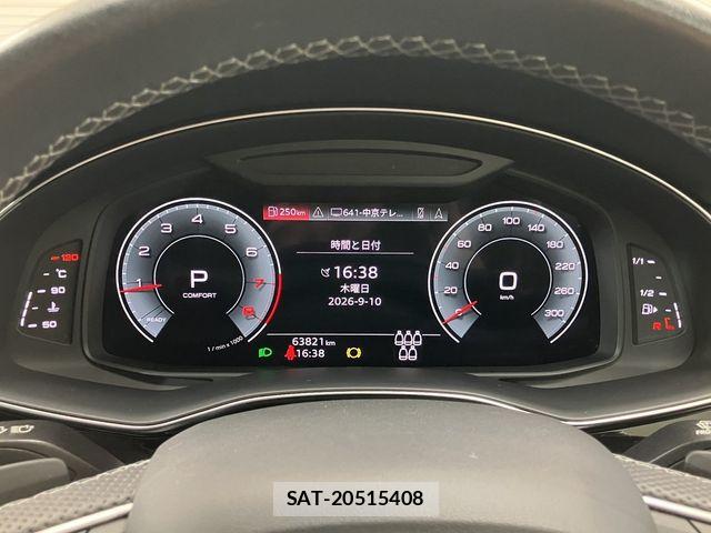 Audi Q7 2021-09 8870459-26