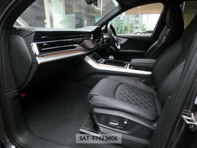 Audi Q7 2025-03 8878757-12