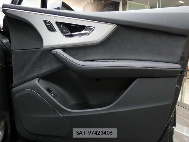 Audi Q7 2025-03 8878757-26