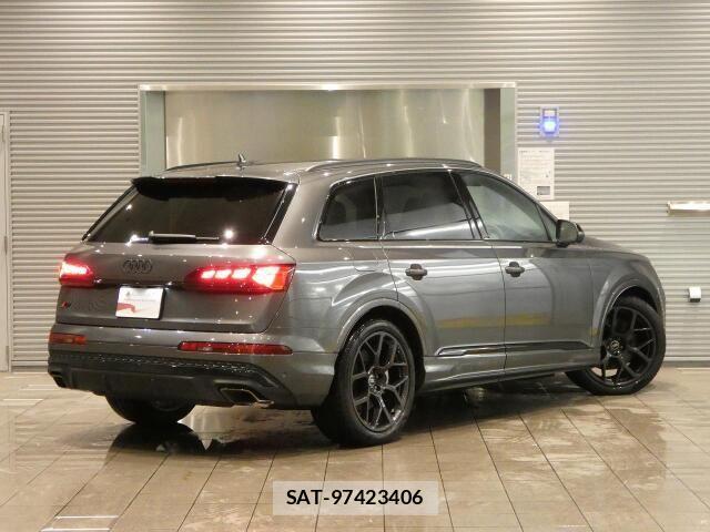 Audi Q7 2025-03 8878757-6