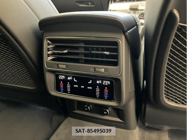 Audi Q8 2024-01 687312-16