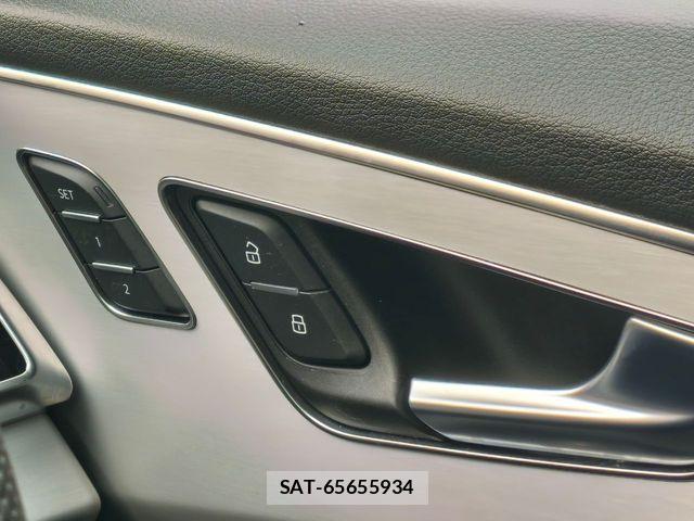 Audi Q8 2023-06 1090979-21