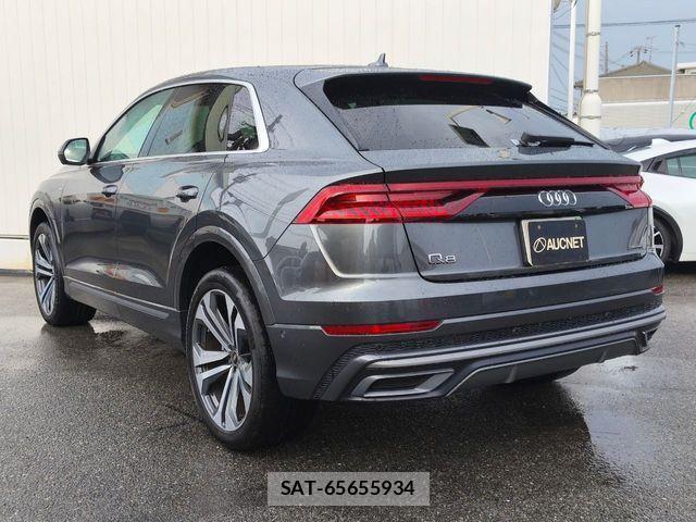 Audi Q8 2023-06 1090979-2