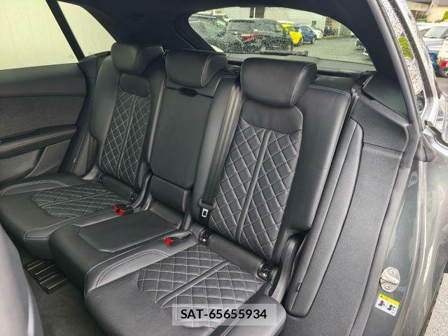 Audi Q8 2023-06 1090979-6