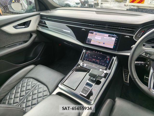 Audi Q8 2023-06 1090979-8