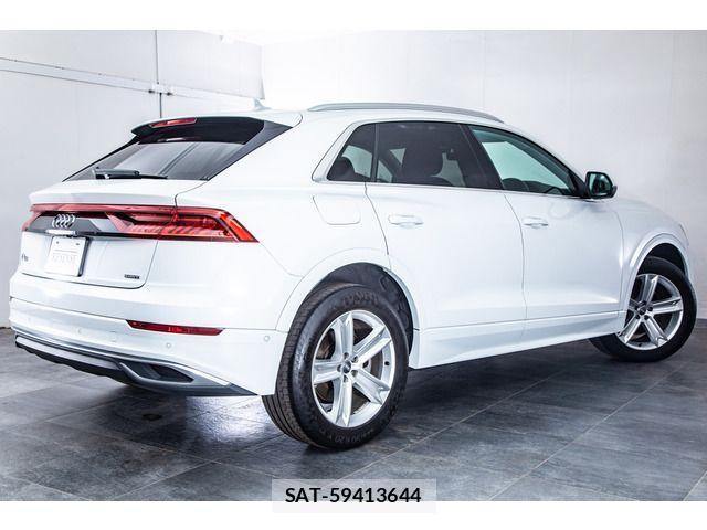 Audi Q8 2020-08 3660185-12