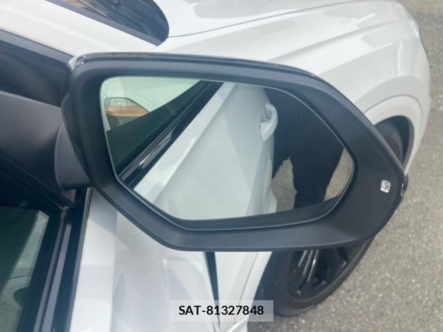 Audi Q8 2019-09 7499614-14