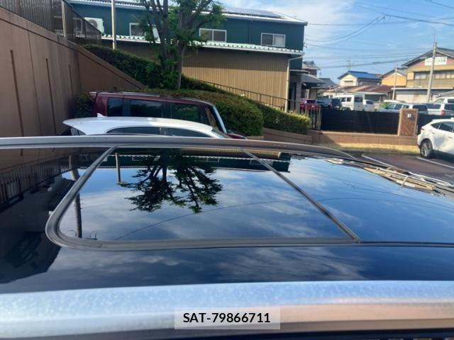 Audi Q8 2019-09 8098078-13