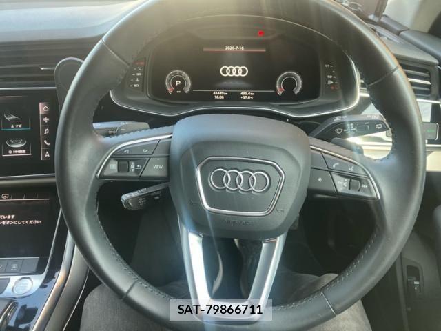 Audi Q8 2019-09 8098078-14