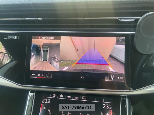Audi Q8 2019-09 8098078-21