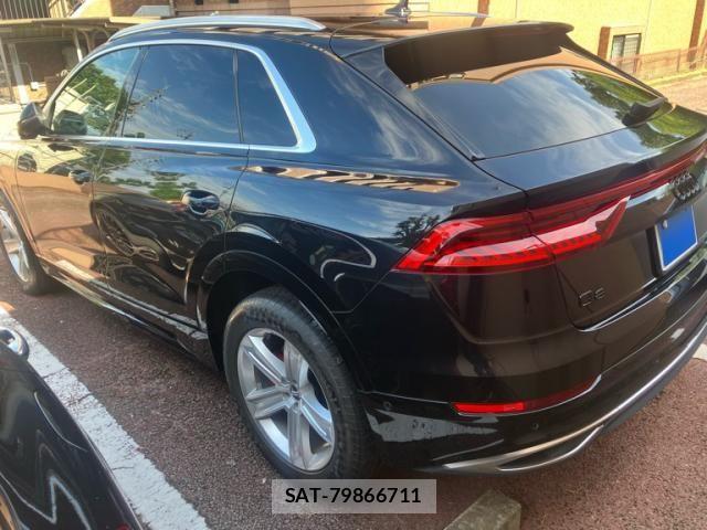 Audi Q8 2019-09 8098078-3