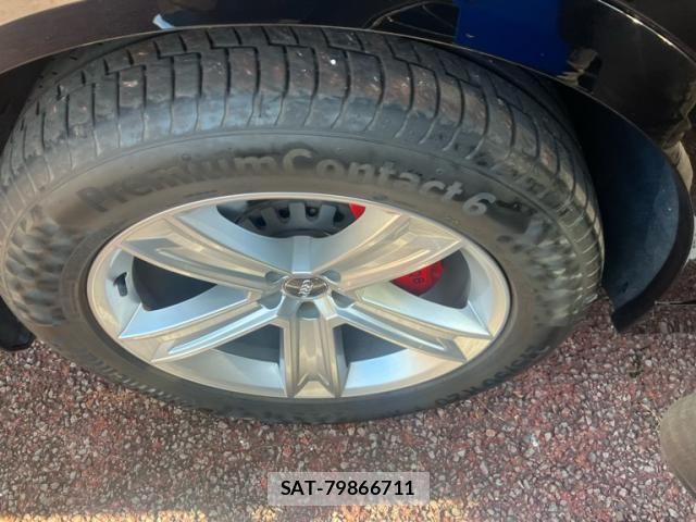 Audi Q8 2019-09 8098078-8