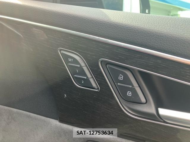 Audi Q8 2023-12 8098077-23