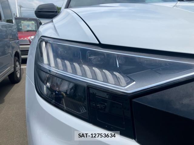 Audi Q8 2023-12 8098077-5