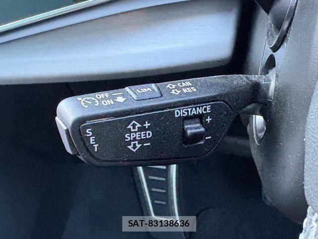 Audi Q8 2023-12 8129061-9