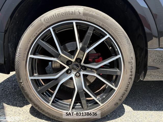 Audi Q8 2023-12 8129061-4