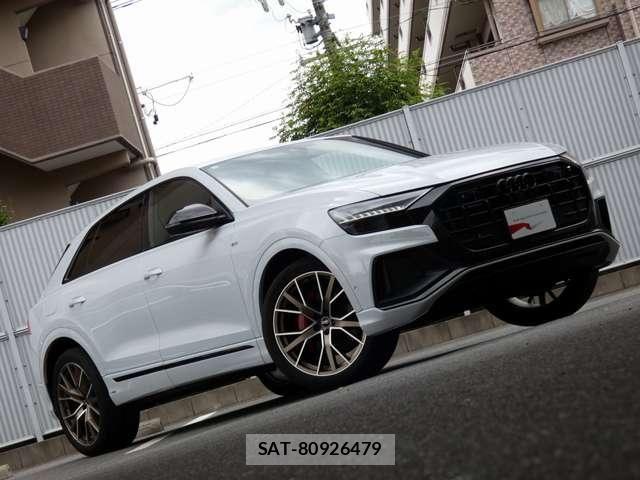 Audi Q8 2024-02 8206418-12
