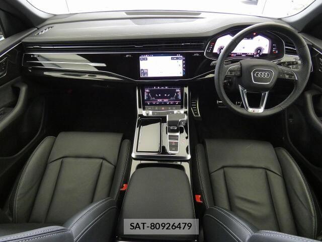 Audi Q8 2024-02 8206418-1