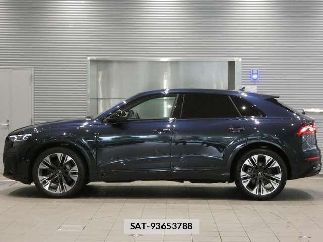 Audi Q8 2025-12 8206417-9