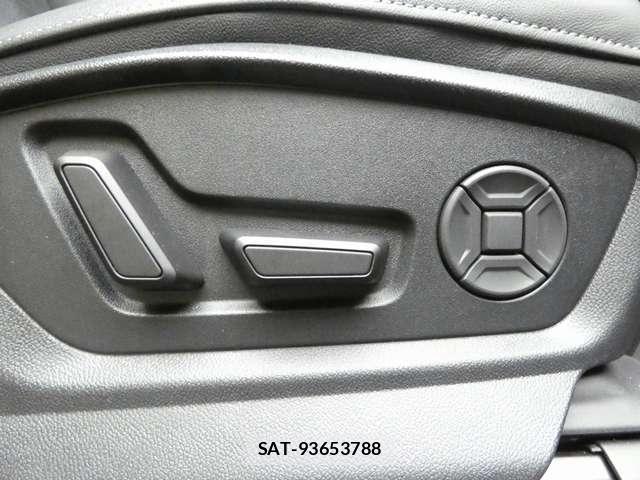 Audi Q8 2025-12 8206417-22