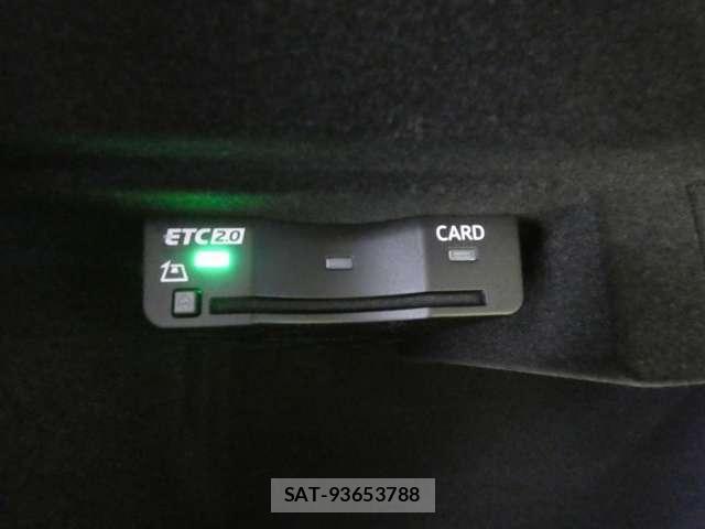Audi Q8 2025-12 8206417-26