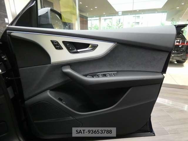 Audi Q8 2025-12 8206417-27