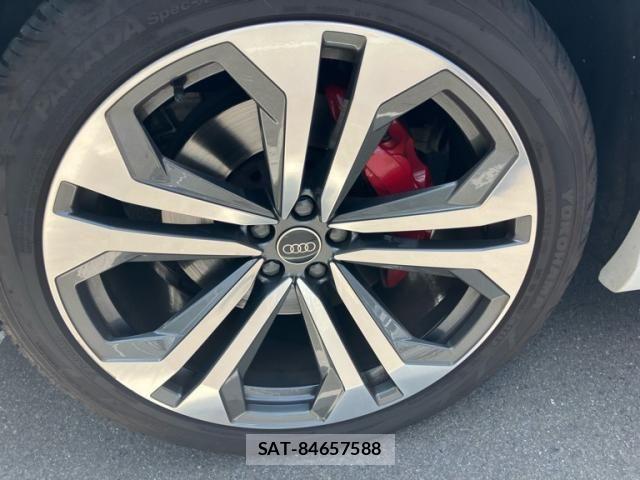 Audi Q8 2021-03 8457068-5