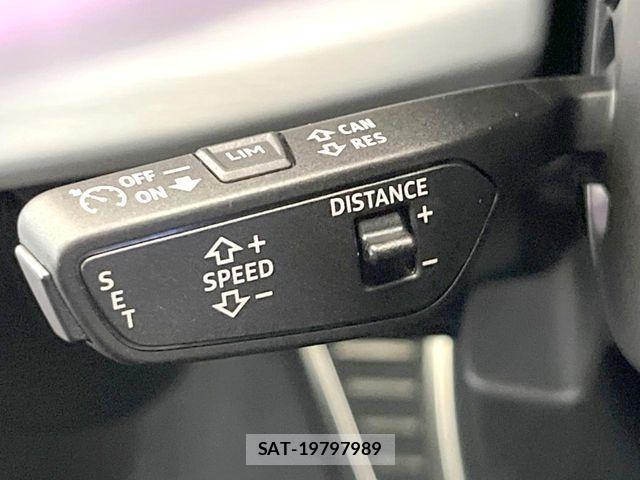 Audi Q8 2022-09 8625876-4