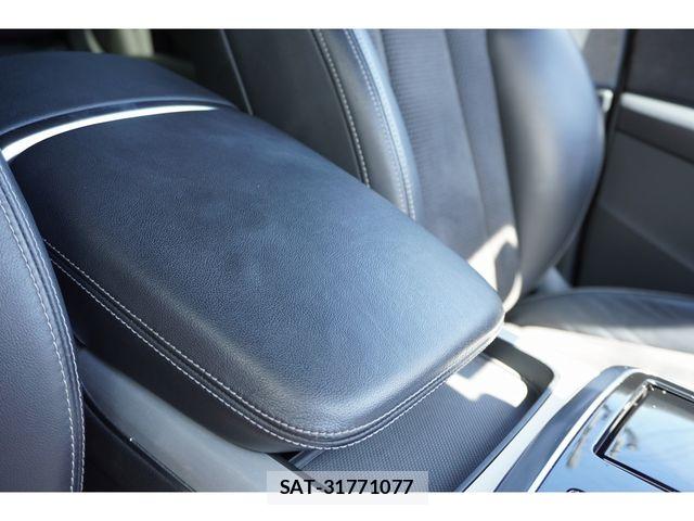 Audi Q8 2019-99 8665834-12