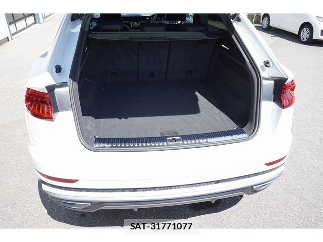 Audi Q8 2019-99 8665834-15