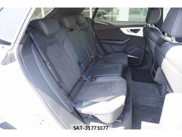 Audi Q8 2019-99 8665834-21