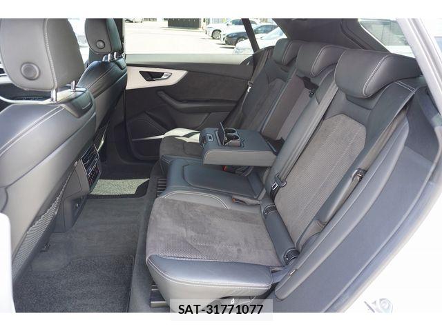 Audi Q8 2019-99 8665834-22