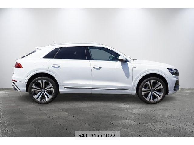 Audi Q8 2019-99 8665834-5