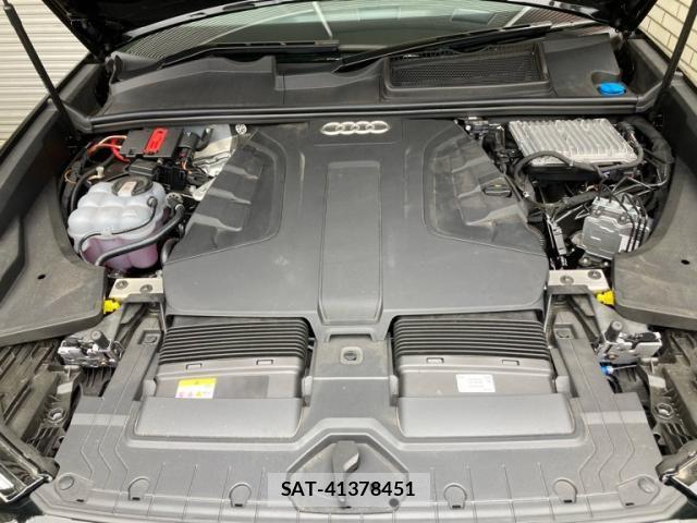 Audi Q8 2025-05 8795315-16