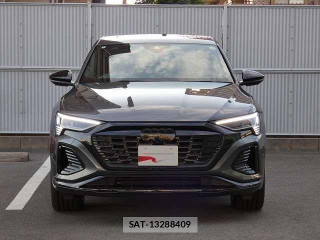 Audi E-TRON 2024-09 2006436-13