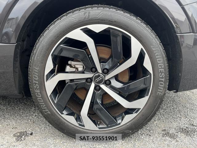 Audi E-TRON 2023-10 8129068-12