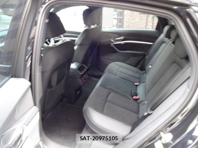 Audi E-TRON 2025-10 4930157-18