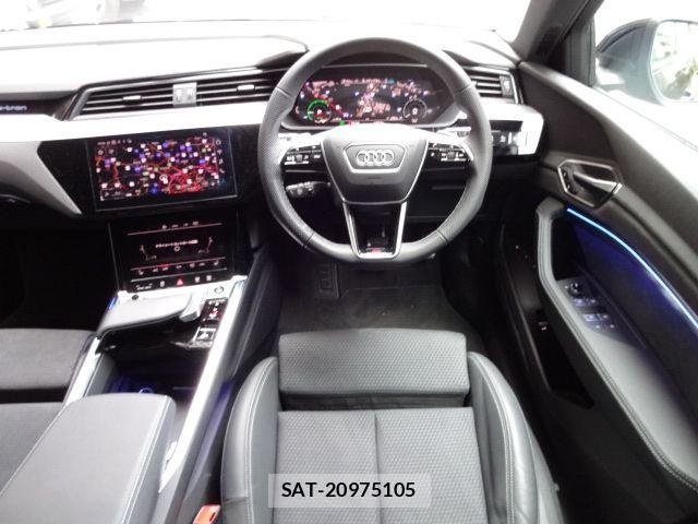 Audi E-TRON 2025-10 4930157-1