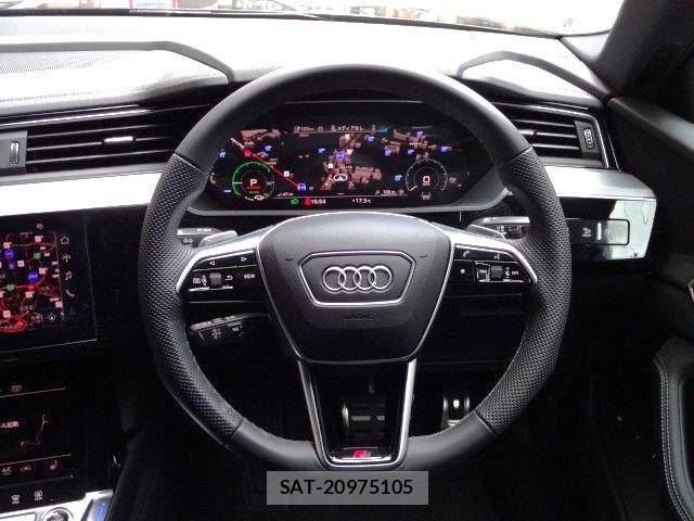 Audi E-TRON 2025-10 4930157-20