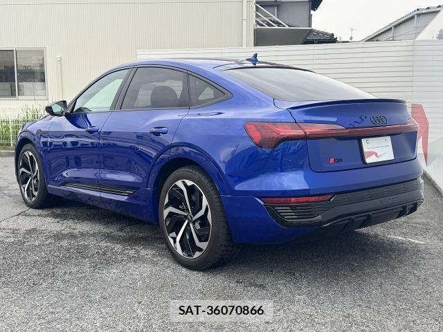 Audi E-TRON 2023-09 8129069-18