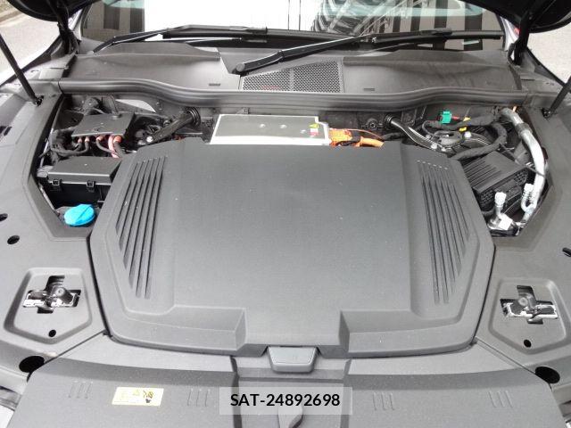 Audi E-TRON 2024-08 8334952-11