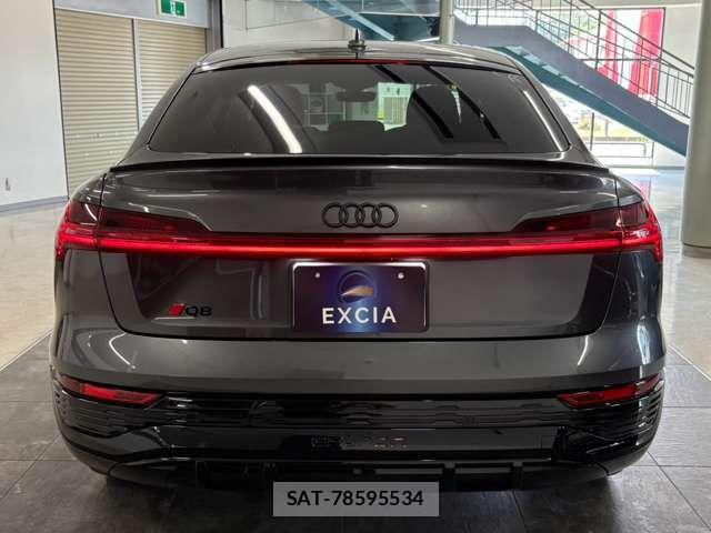 Audi E-TRON 2023-09 8561215-5