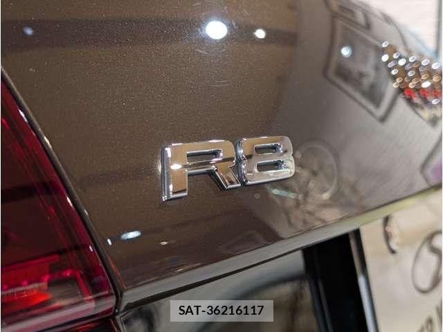 Audi R8 2012-02 801212-12