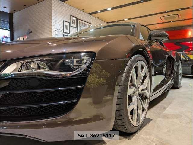 Audi R8 2012-02 801212-16