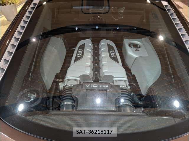 Audi R8 2012-02 801212-17
