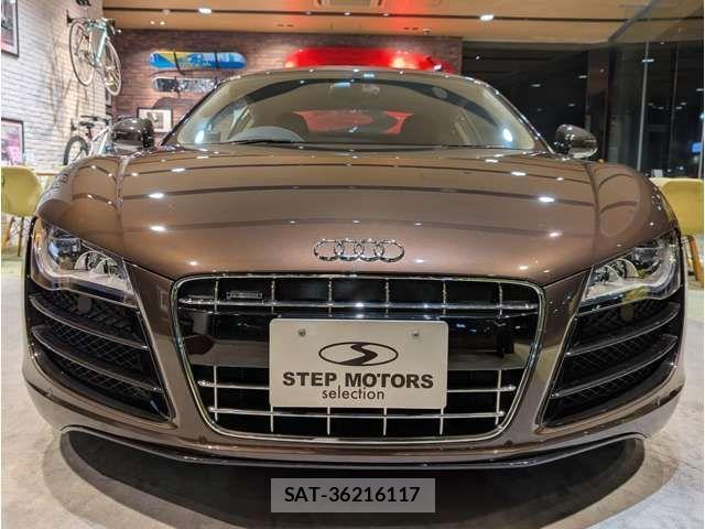 Audi R8 2012-02 801212-1